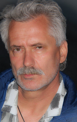Александр Валяев