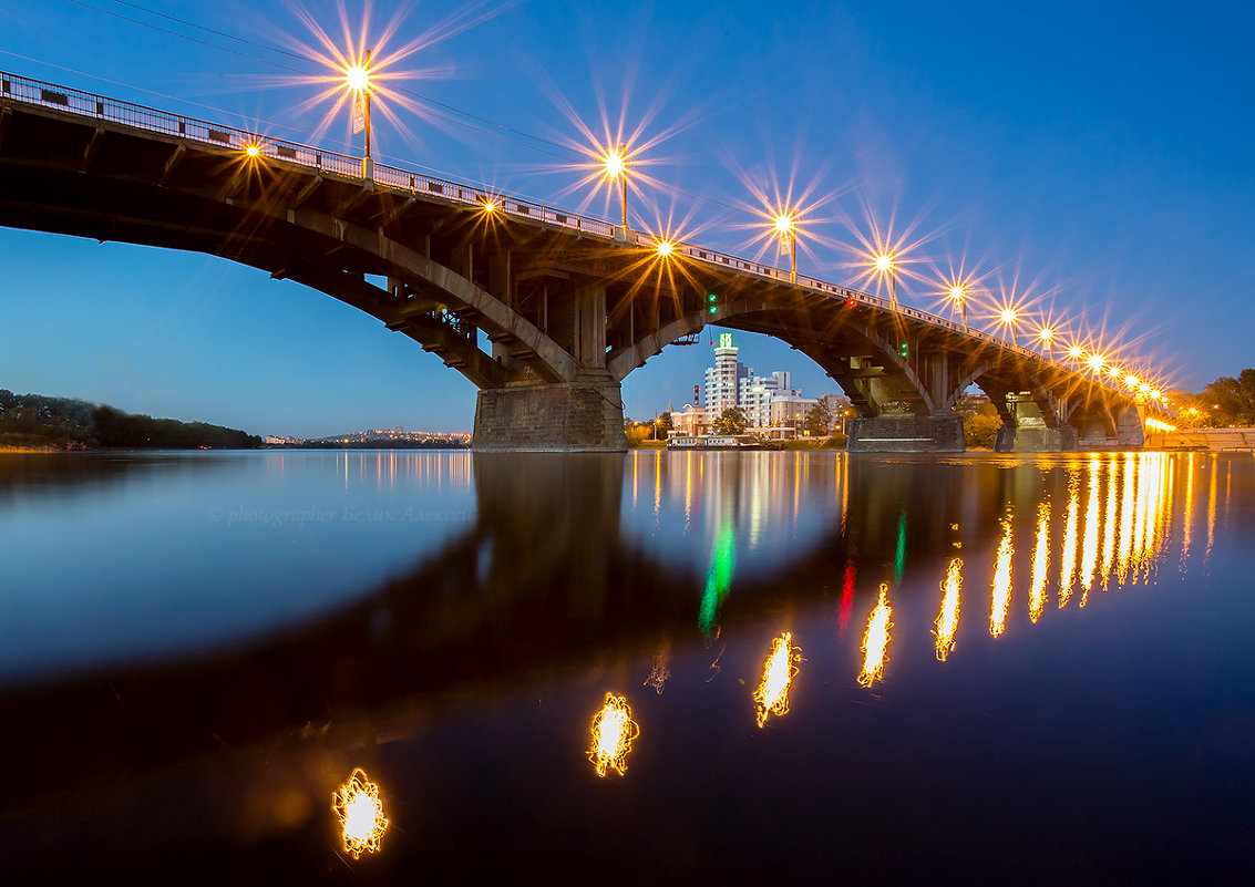 Старый мост - Алексей Белик