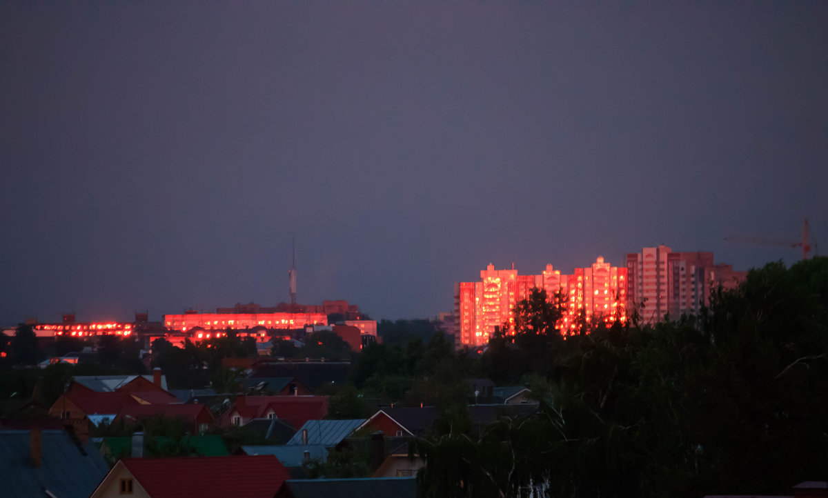 Закат в городе - Сергей Маршалков