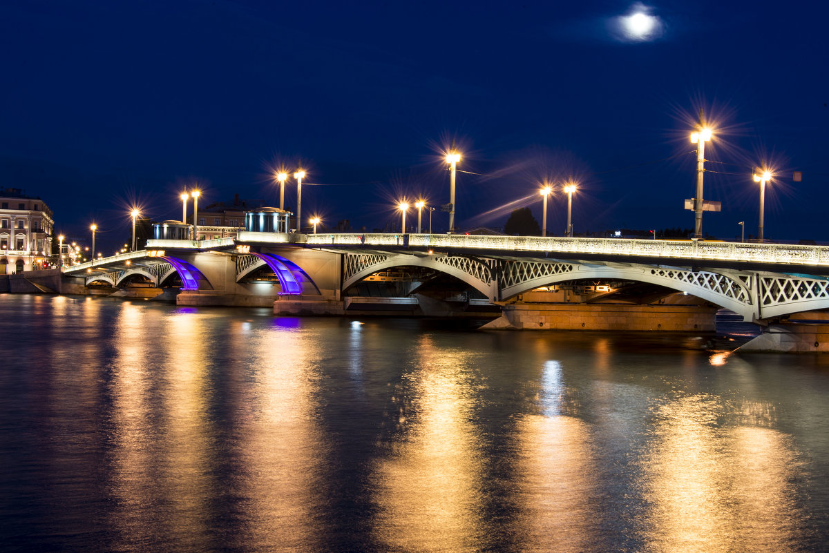 Благовещенский мост ночью - Alexey alexeyseafarer@gmail.com