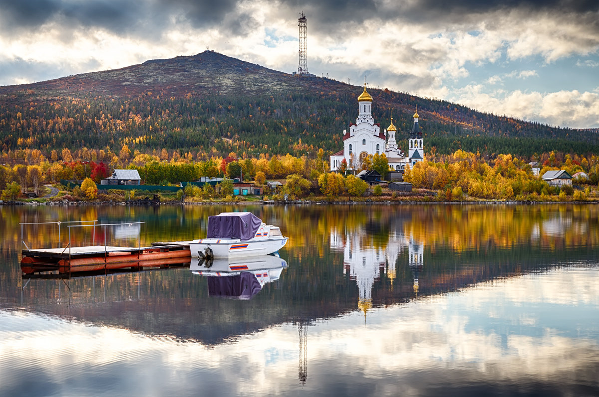 Картинка Кульдур осень Церковь