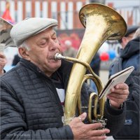 Первомайские фуги. :: Олег Карташов