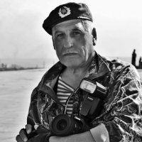 Коллега, ветеран боевых действий. :: Александр Яценко