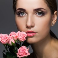 Девушка с розами :: Женя Кадочников