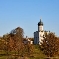 Осень у Покрова-на-Нерли :: Константин Федяев