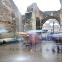 Под дождем в Колизее 2 :: Любовь Изоткина