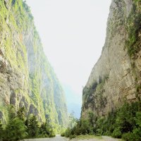 в горах Абхазии :: Анастасия Авдеева
