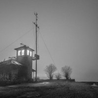 Туман, тьма и дом одиночка :: Игорь Станкевич