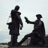 Памятник Петру I и Михаилу Сердюкову :: Надёна .