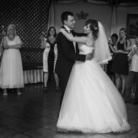 Танец жениха и невесты :: Наталья Одинцова