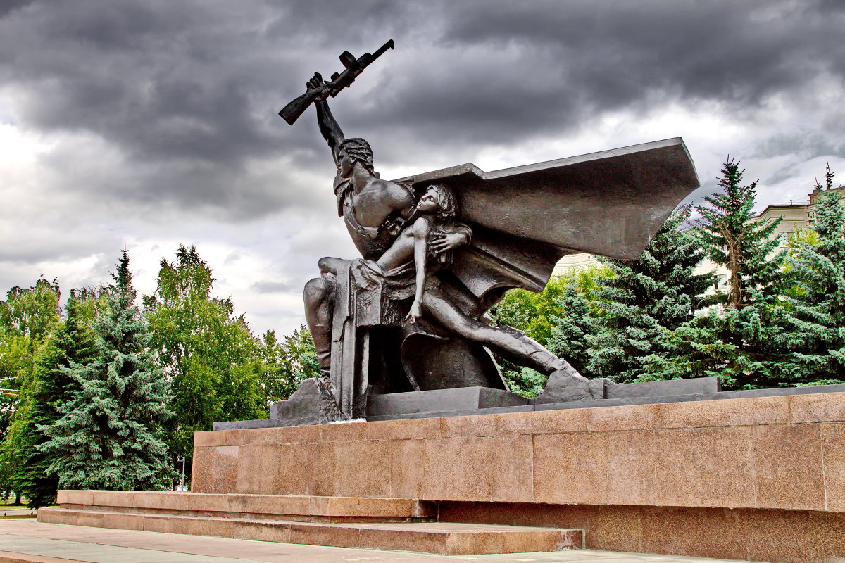 Памятник воину-освободителю в г. Костроме - Валерий Тумбочкин