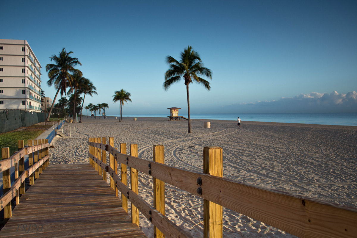 Florida. December. Sunrise. - Irini Pasi