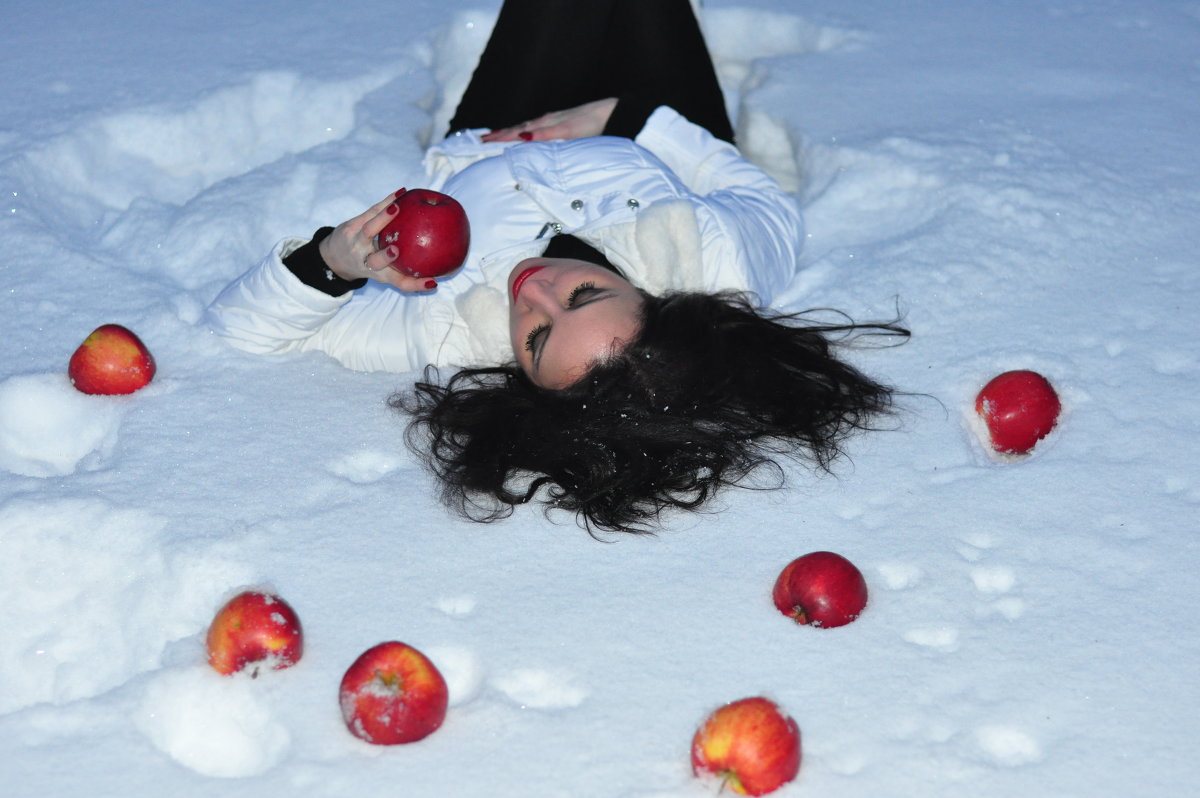 Яблоки на снегу - Дмитрий Зотов