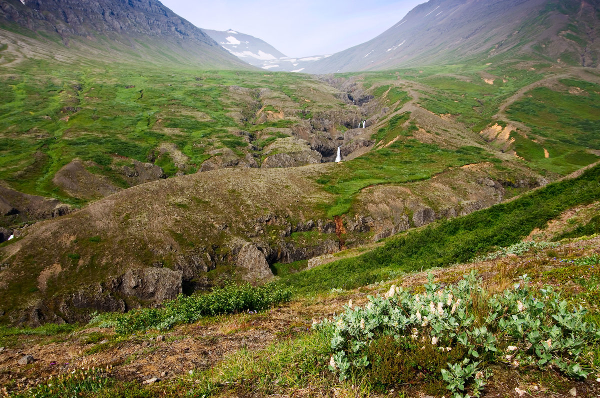 В горах северной Исландии - Олег Неугодников