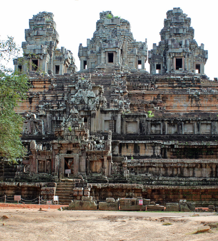 Камбоджа. Ангкор. Один из храмов - Владимир Шибинский
