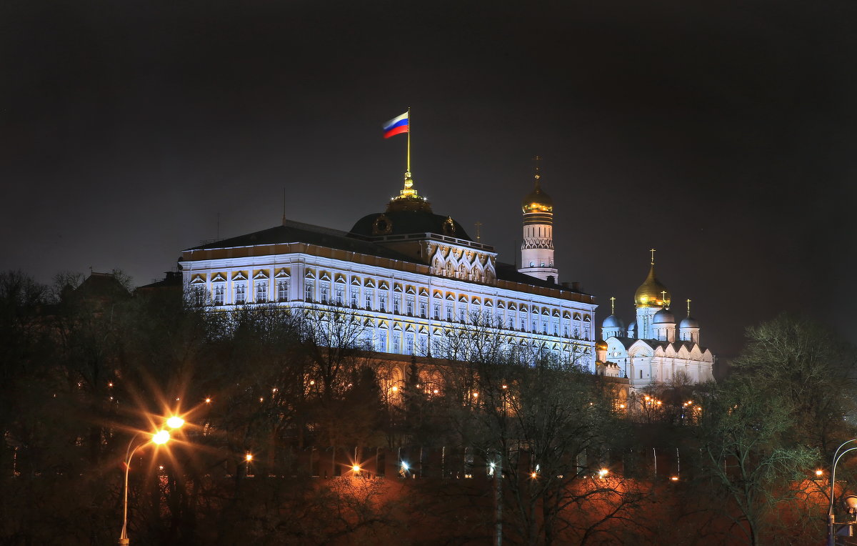 Большой Кремлёвский дворец Московский Кремль ночью