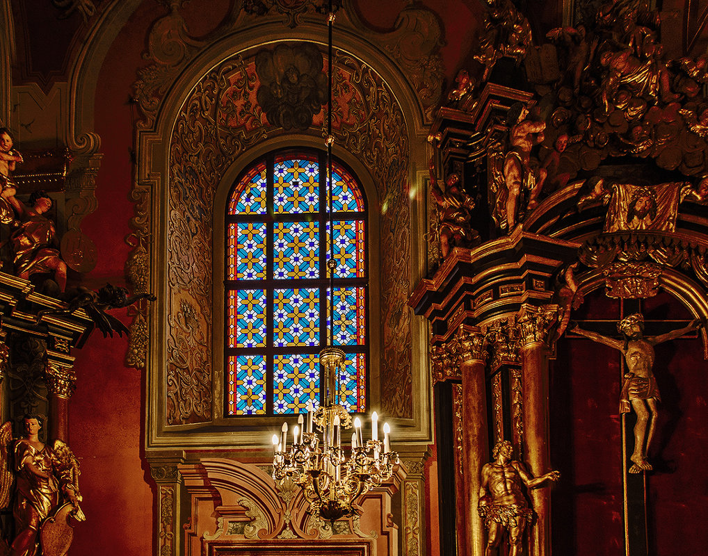 Убранство Бернандинского монастыря - Виктор 