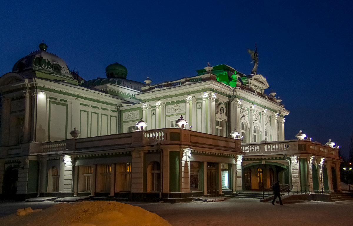 Театр. - Дмитрий Климов