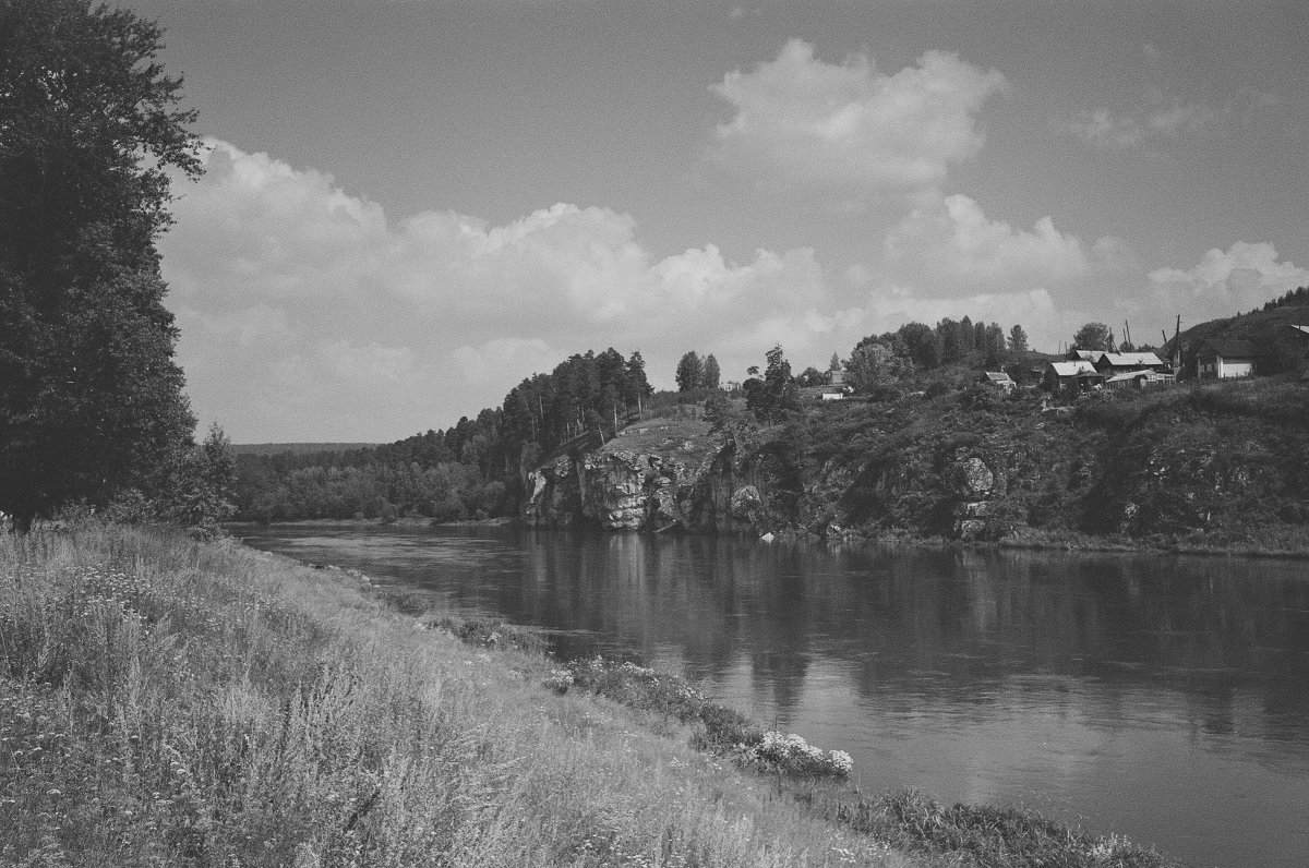 Черно-белый пейзаж. Река Ай - OMELCHAK DMITRY 