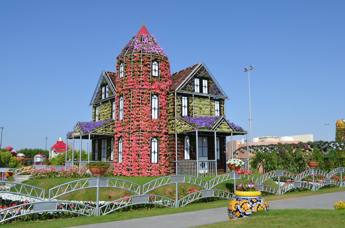 Цветочный домик - Руслан Безхлебняк