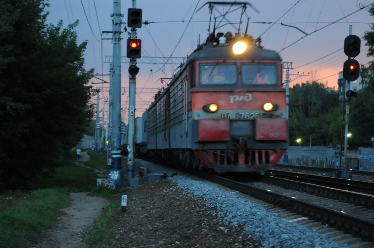 Поезда - Анастасия Балашова