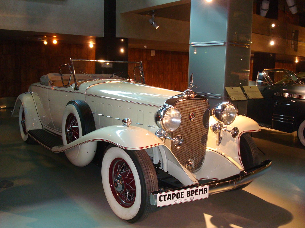 В музее ретроавтомобилей - svk *