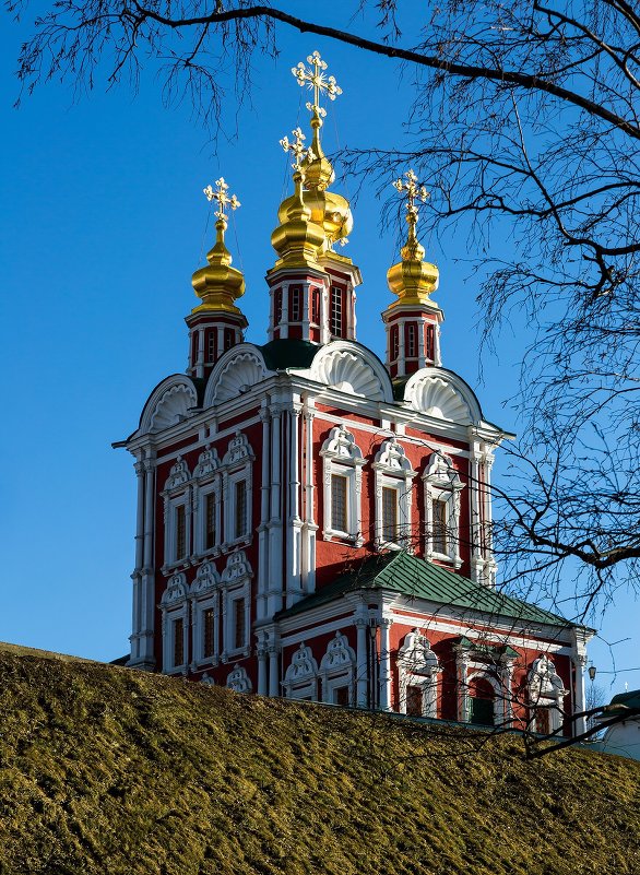 Преображенская церковь - Новодевичий монастырь - Andrey Н