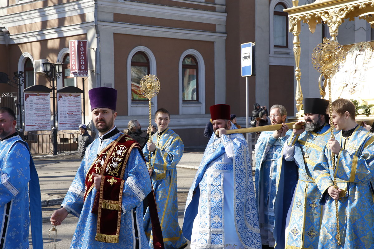 Кресный ход с иконой Албазинской Божией Матери - Веснушка 