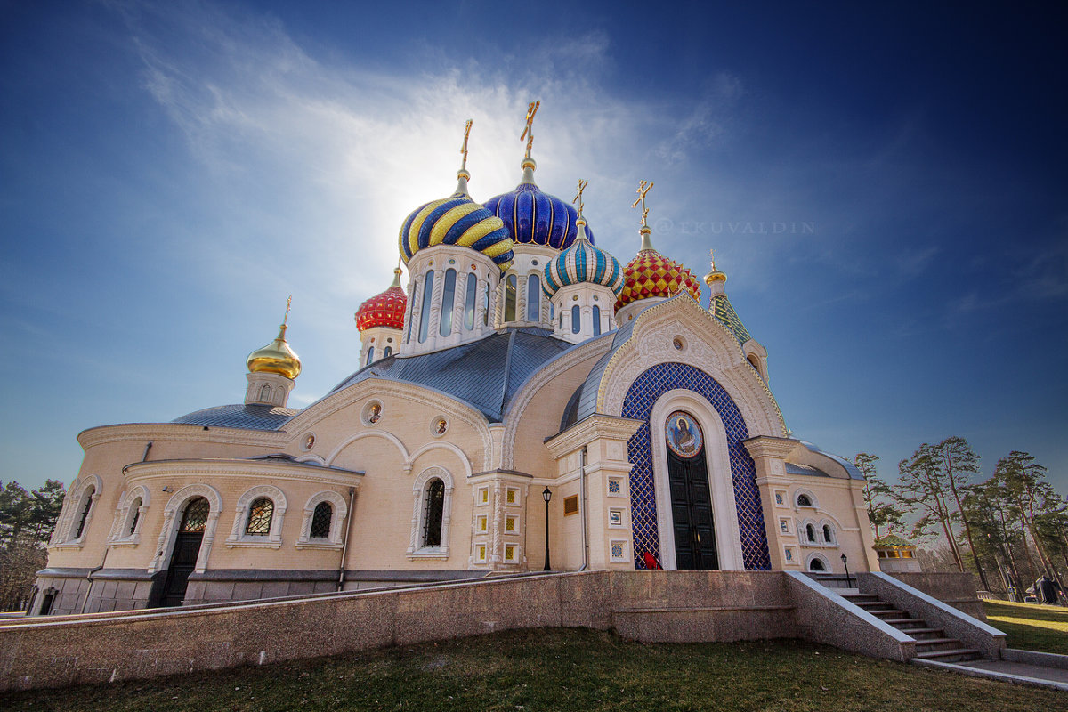 Храм Св. Игоря Черниговского в Переделкино - Евгений Кувалдин