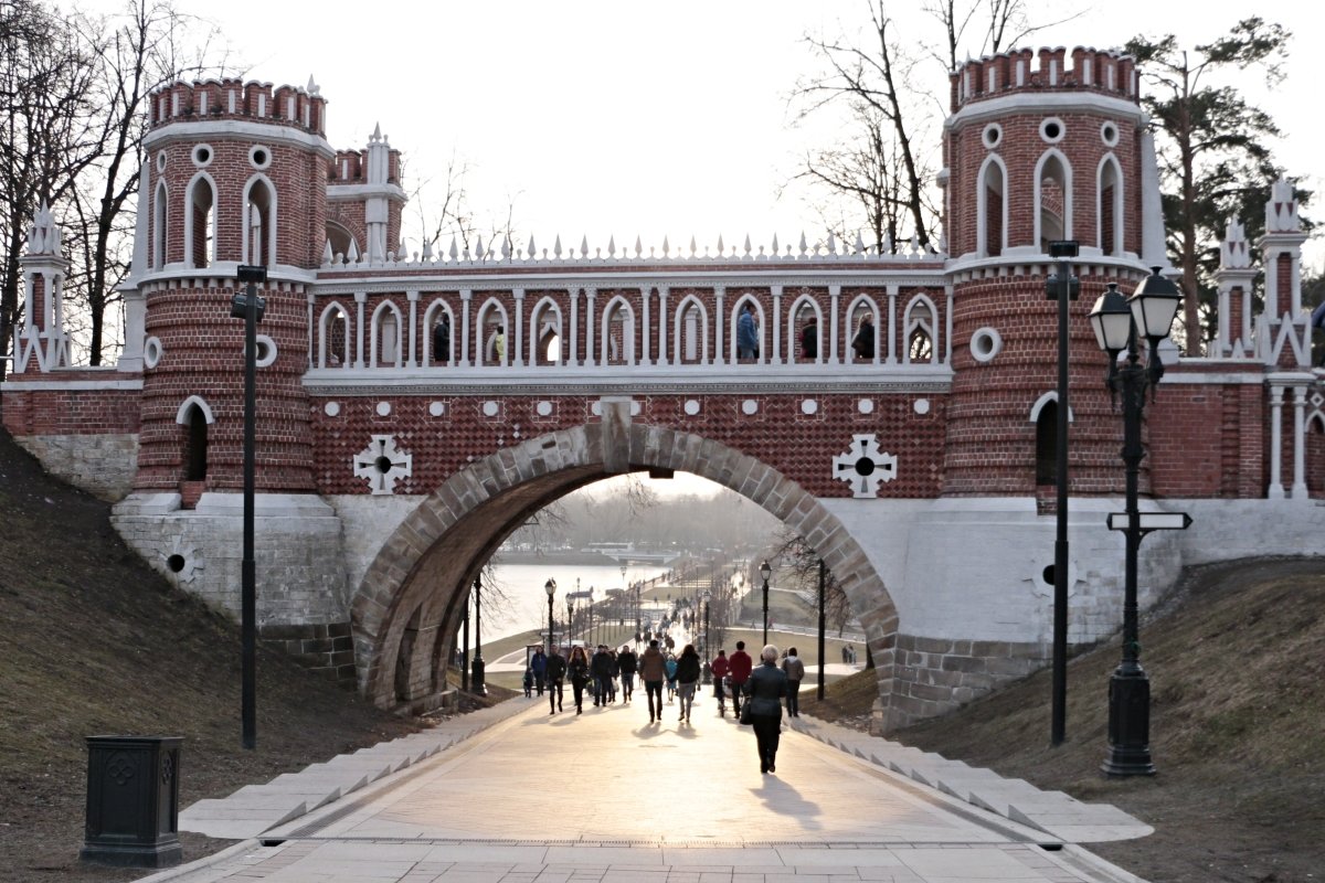 Царицынский парк. Мост через овраг на закате (1) - Николай Ефремов