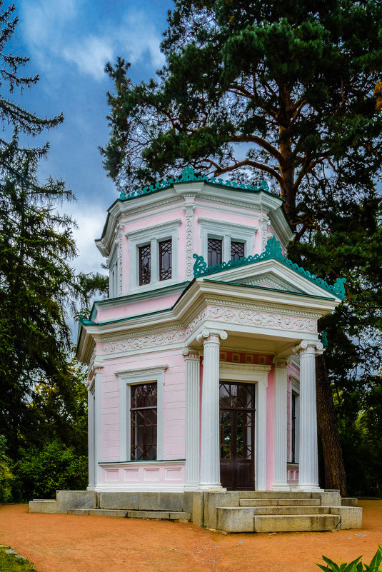 Розовый павильон в Софиевке - Сергей Бочаров