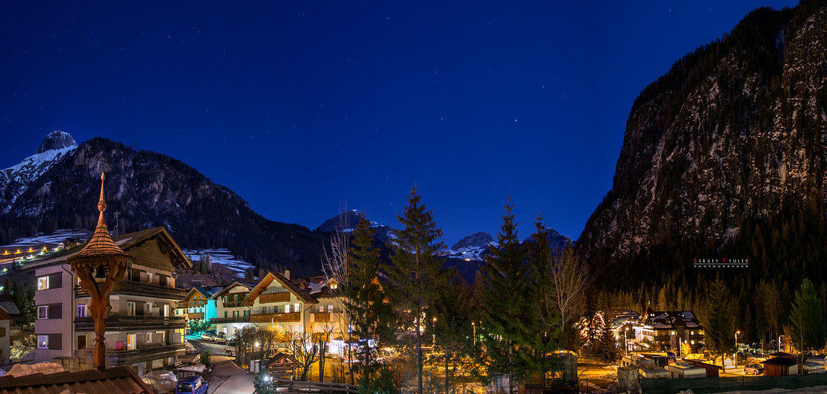 Доломитовые Альпы, Италия, Campitello, ночной вид из окна отеля LETIZIA - Sergey Tyulev