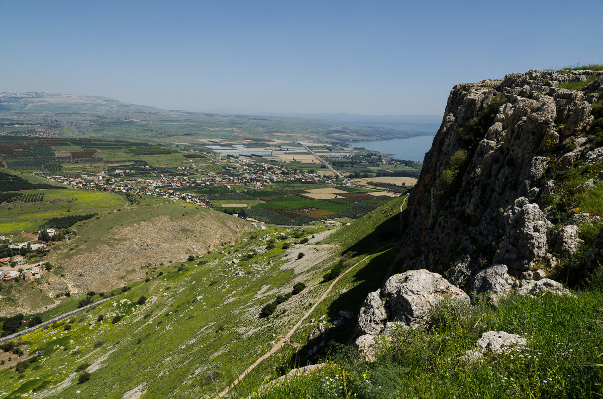 Вид на озеро Кинерет с горы Арбель - Alex Krasny