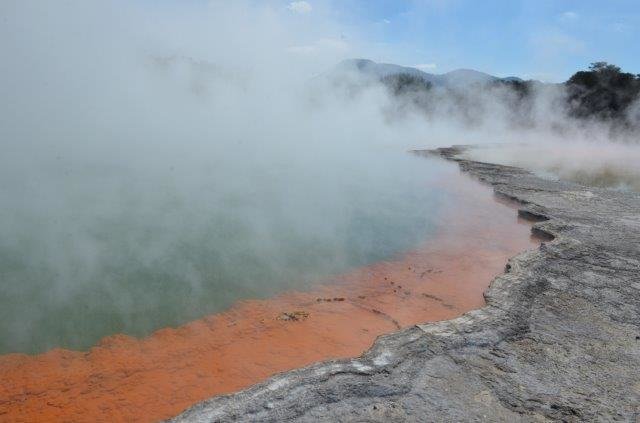 Champagne pool - Raya Z