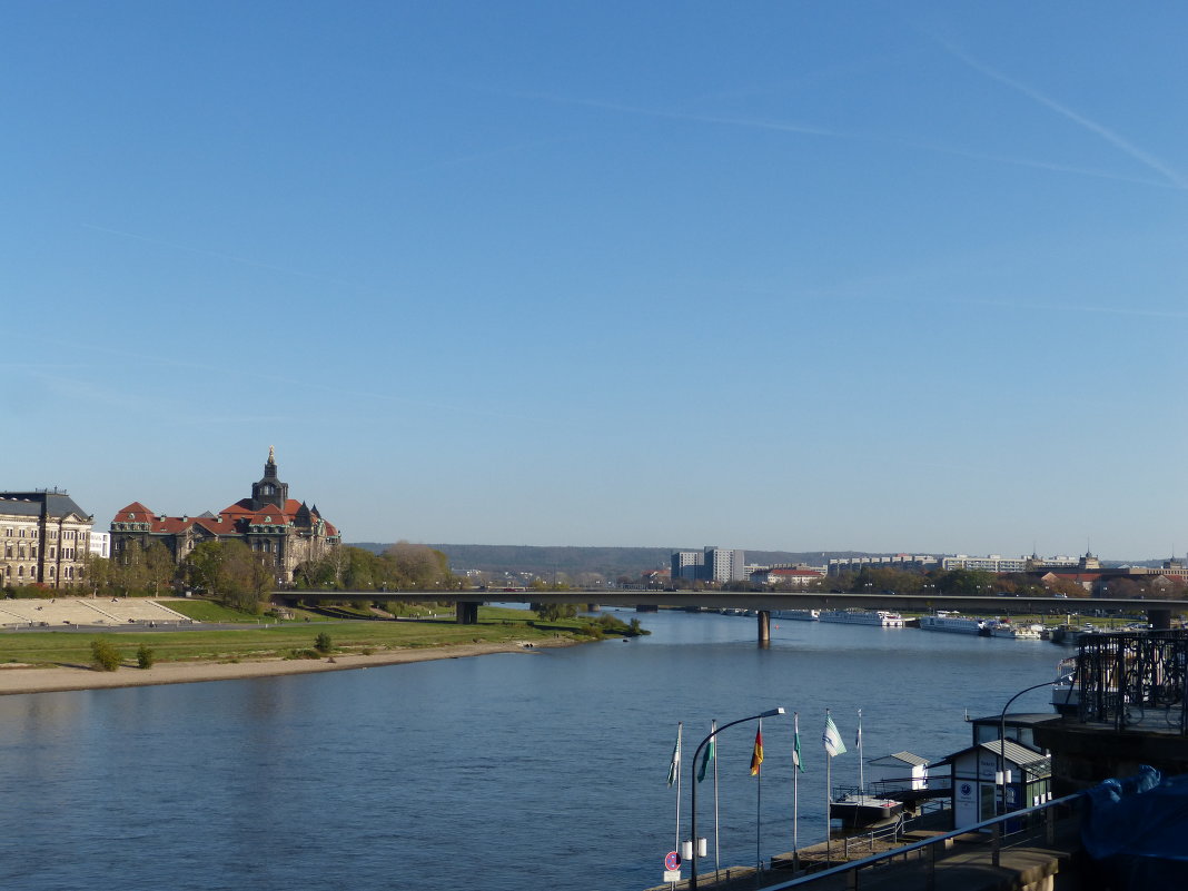 Река Эльба. Дрезден. Германия. - Инна C