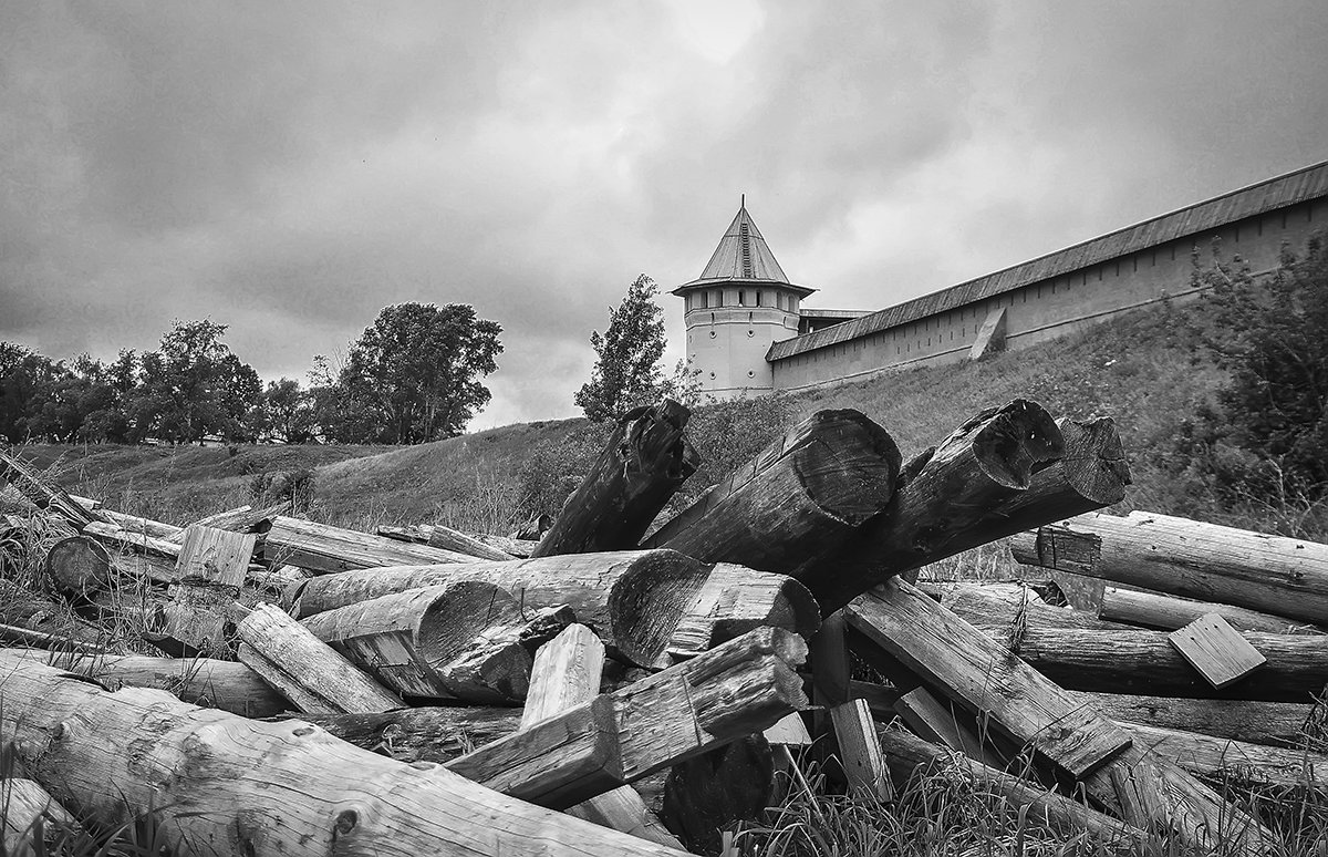 деревянно-каменый Суздаль - Василий Либко