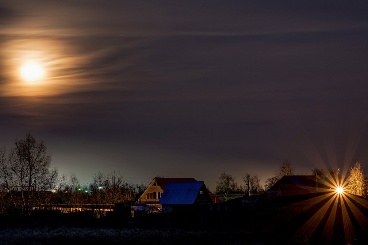 луна в закате солнца - Алексей -