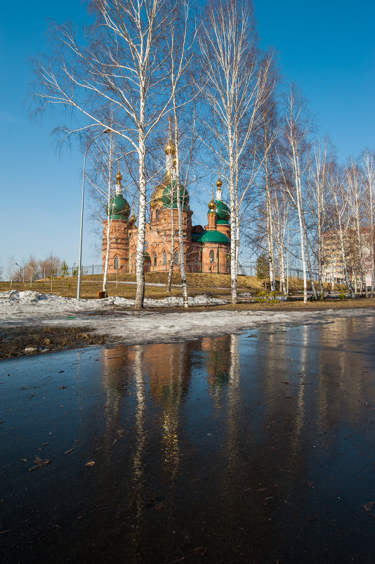 весна в городе... - Виктор Садырин