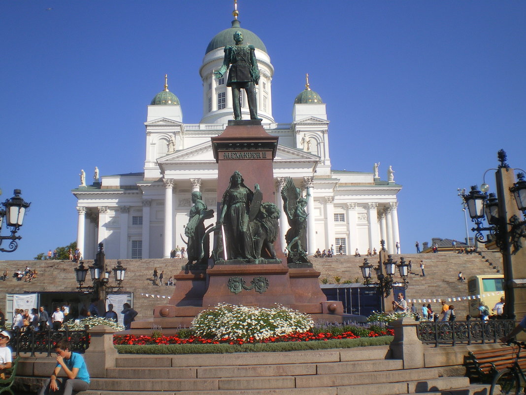 Памятник Александру 2.Хельсинки. - Мила 