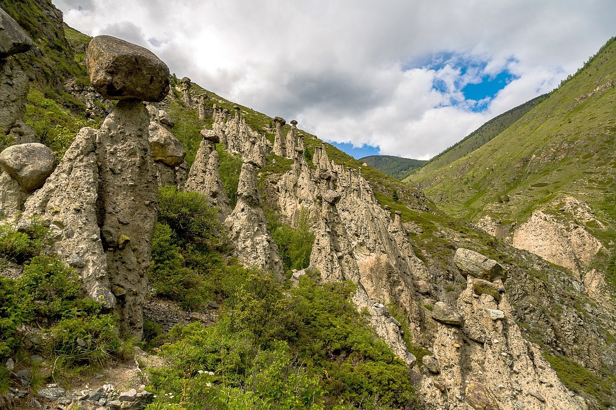 Каменные грибы, горный Алтай, урочище Аккурум