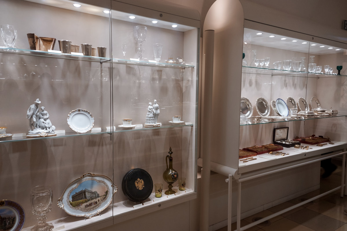 Выставка посуды и столового серебра Габсбургов - Александр Тверской