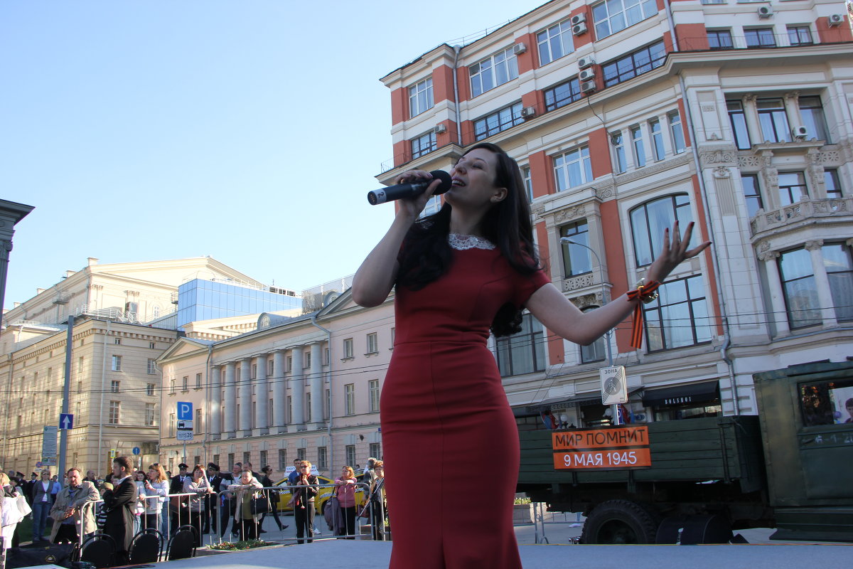 День Победы в Москве - Нина Гомозова