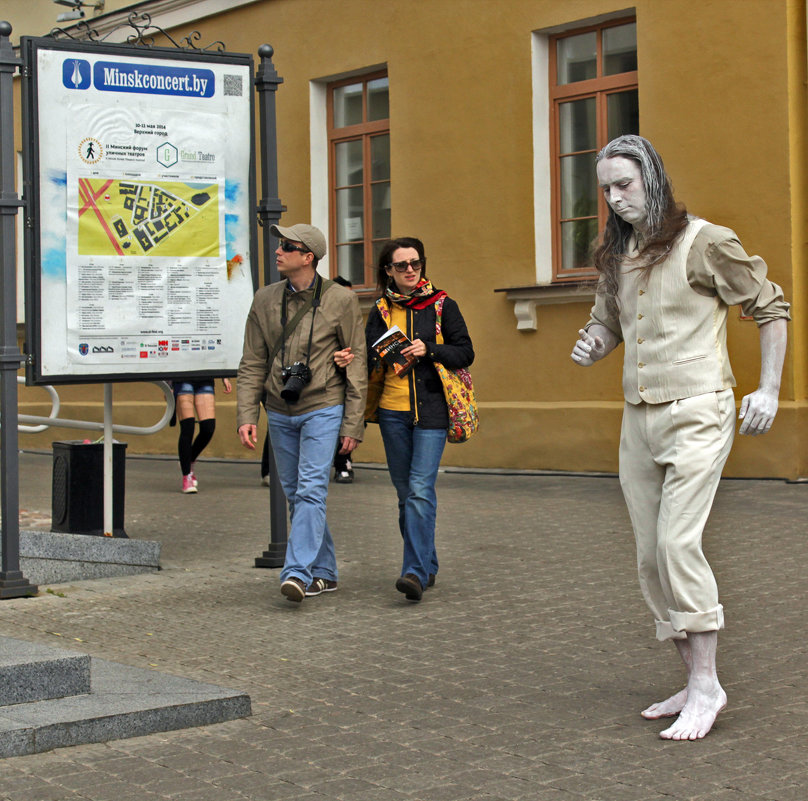 Ожившие статуи в Минске - Светлана З