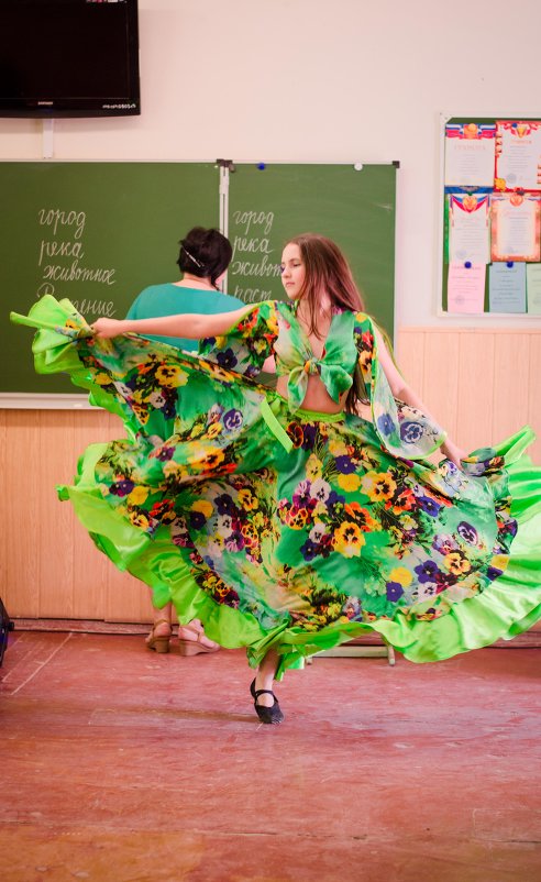 танец - Алёна Колесова
