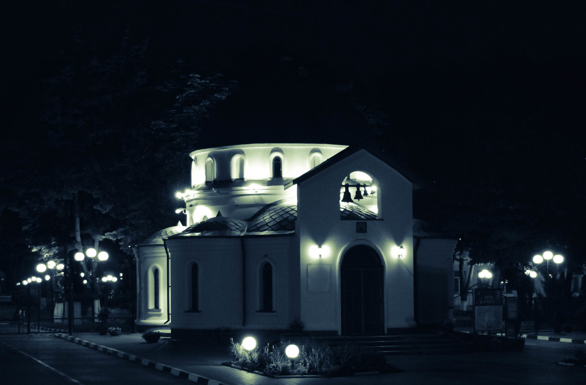 храм в ночи - ирина 
