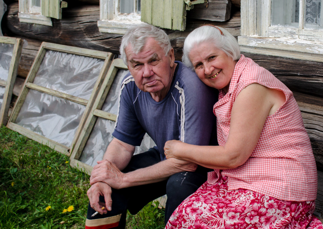 Родители в деревне - Сергей Кордумов