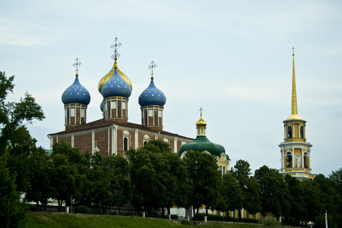 Вид на Рязанский Кремль с реки Трубеж - Алёна Алексаткина