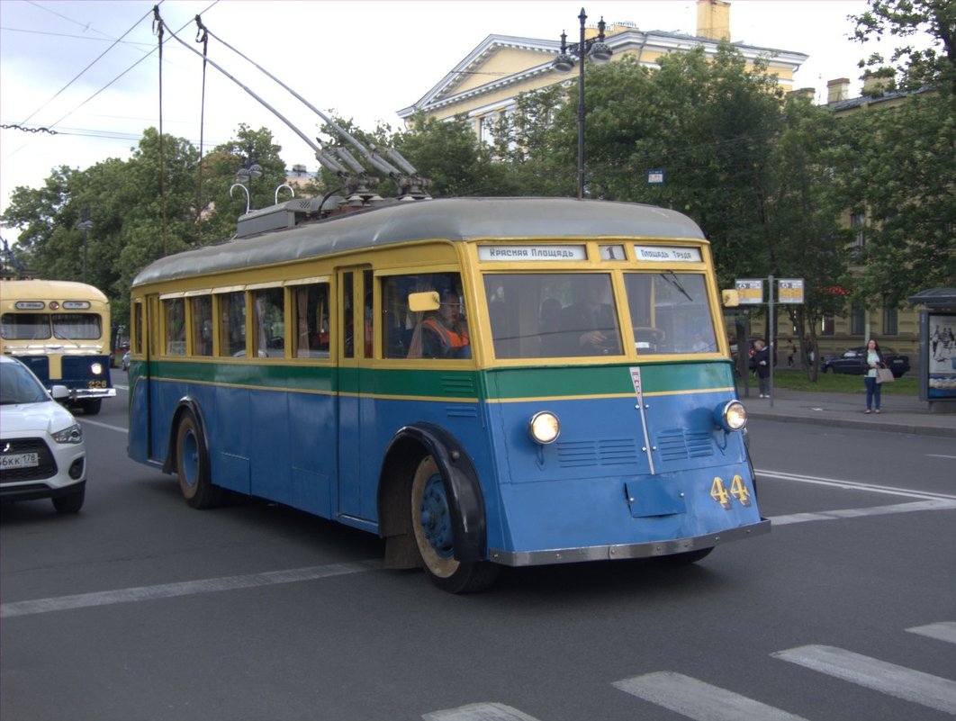 Троллейбус ЯТБ-1 - Александр Петров