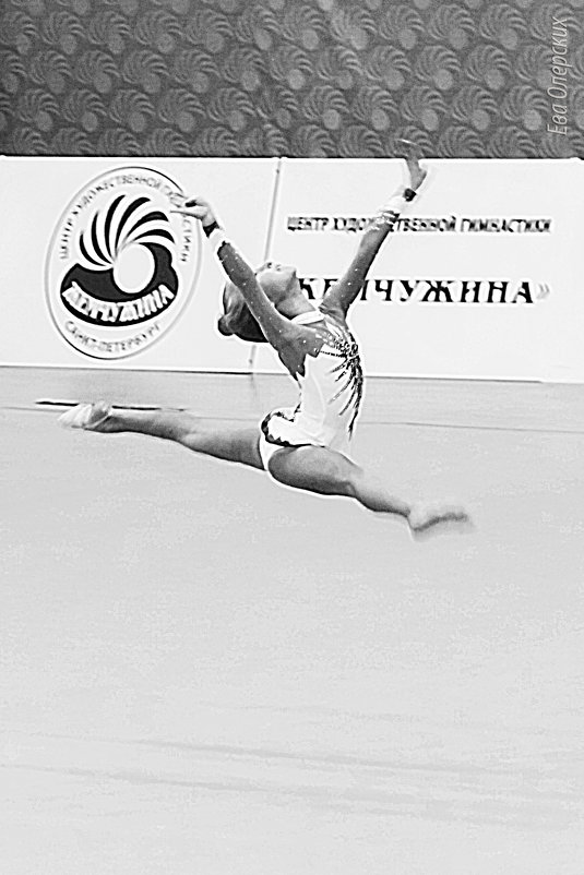 Конкурс юных гимнасток - Ева Олерских