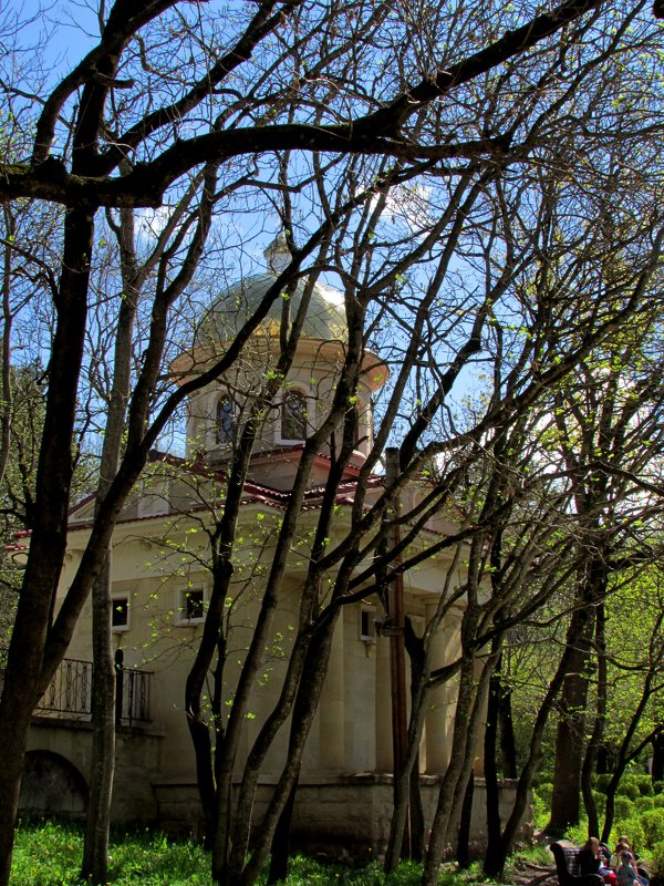 Храм в парке - Marina Timoveewa